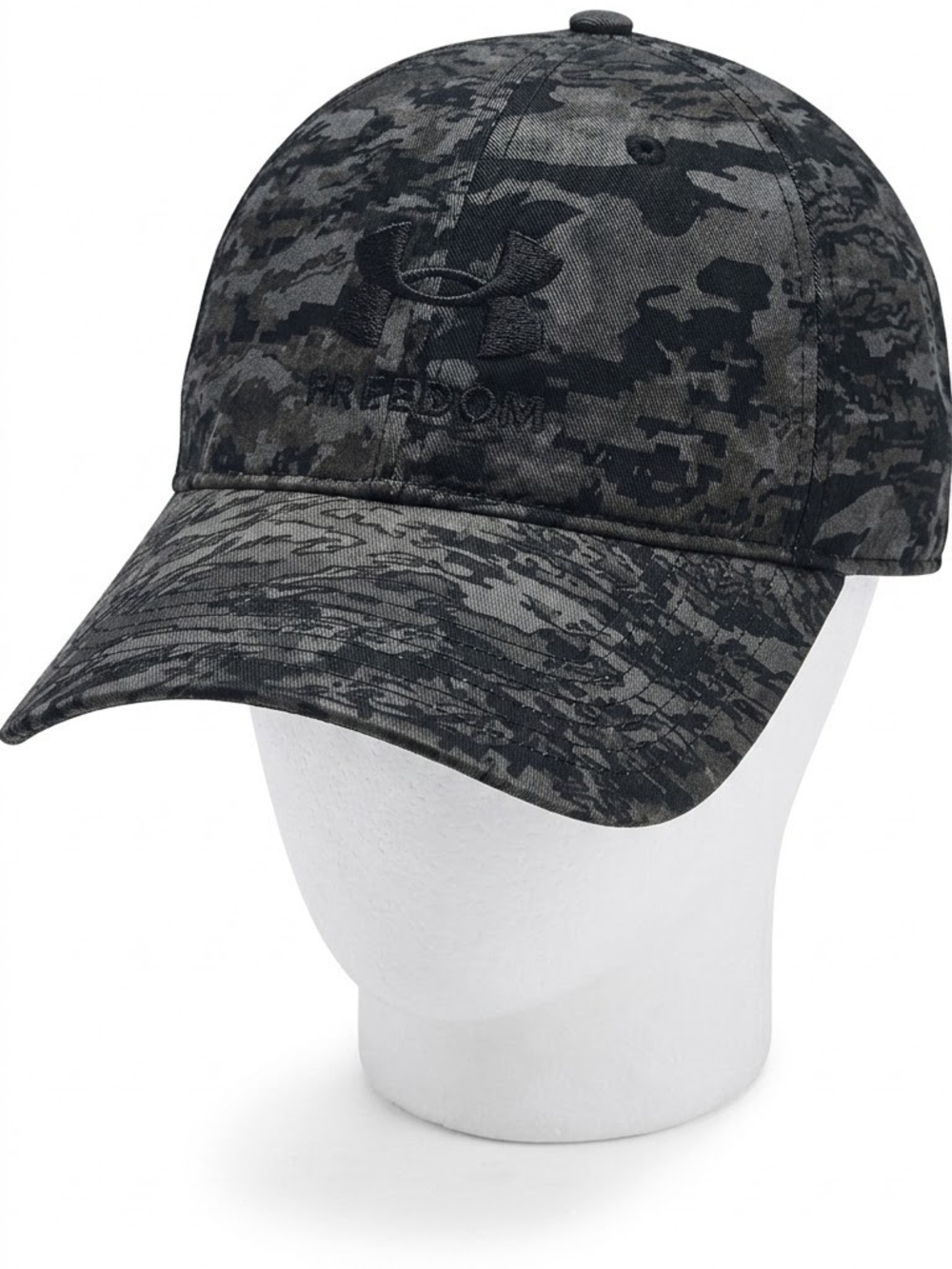 Under Armour Men’s Black Camo Freedom Baseball Cap